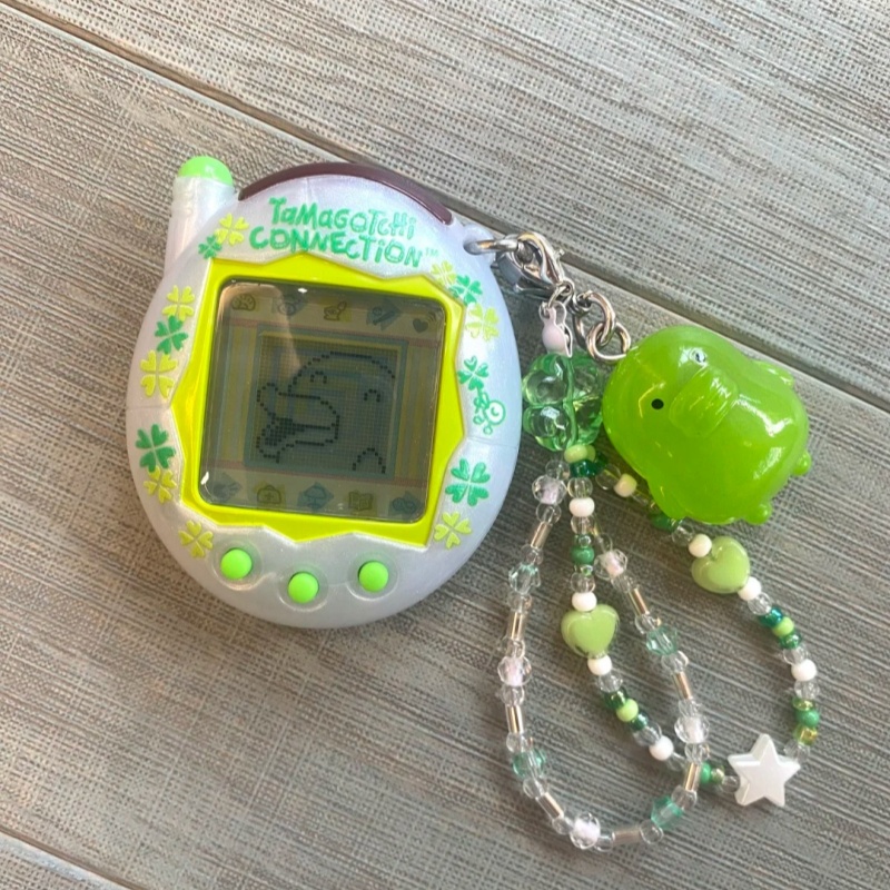 Bandai Tamagotchi Connection-v - Bandai Model Tamagotchi recensie en prijs